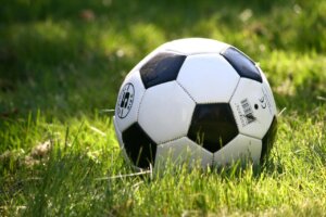 free football tips, soccer, ball-1396740.jpg